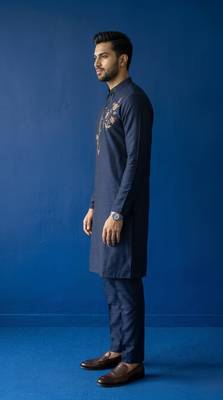 Blue embroidered dupion silk kurta set 3