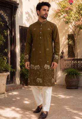 Mehendi lachko embroidery party wear kurta and payjama 1