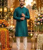 Green silk jecquard party wear kurta and payjama