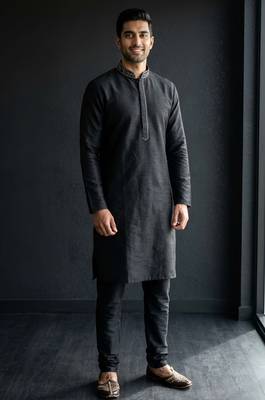 Black embroidered dupion silk kurta set 1