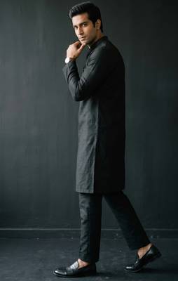 Black embroidered dupion silk kurta set 2