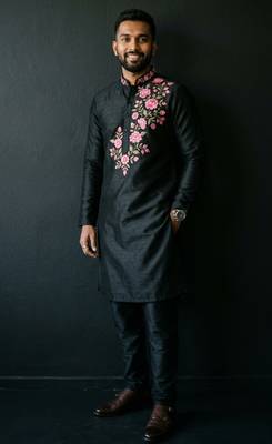 Black embroidered dupion silk kurta set 1