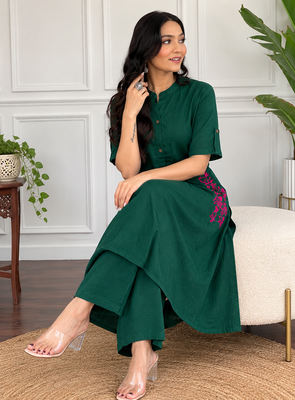  green solid a-line pure cotton kurta set with trousers 3