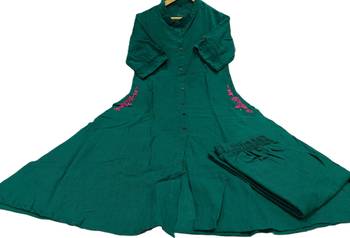  green solid a-line pure cotton kurta set with trousers 5