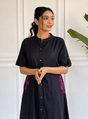  black solid a-line pure cotton kurta set with trousers 4