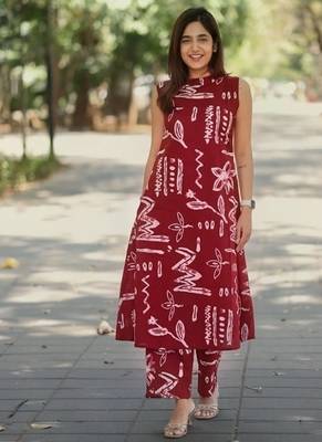  maroon abstract printed sleeveless cotton kurta & wide-leg pant co-ord set 1