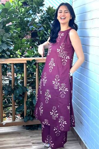 Beatiful wine purple floral block print sleeveless cotton co-ord set