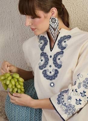  off-white and indigo blue applique work pure cotton straight co-ord tunics set 4