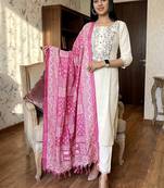  off-white floral embroidered cotton kurta set with pink bandhani dupatta