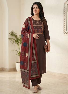  coffee brown yoke work cotton straight suit set 1