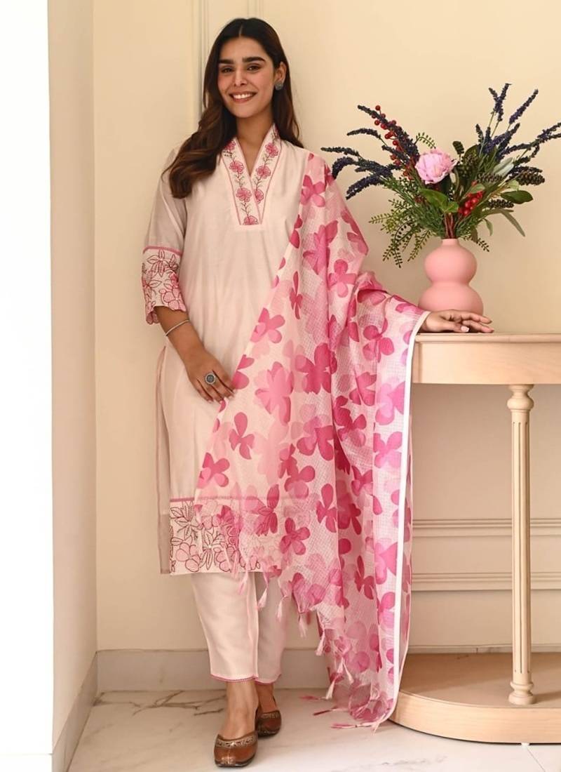  off-white and pink floral embroidered kurta set