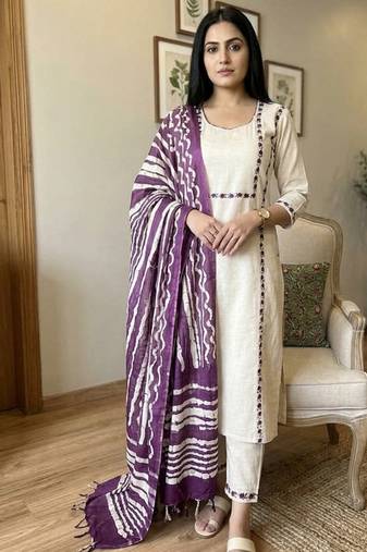  cream cotton straight tunic set with contrast dupatta