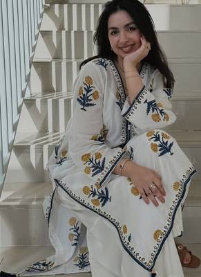  off-white and yellow floral block printed pure cotton a-line kurta palazzo set 4