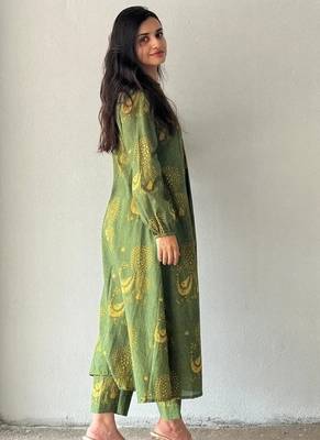  dark green beige motif print pure cotton gathered a-line co-ord kurta set 3