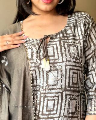  grey tie-up neck cotton straight ethnic suit set 3