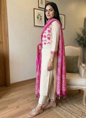  ivory pink floral embroidered cotton kurti and pant set 3