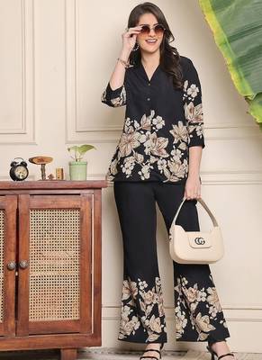  black floral printed crepe flared co-ord set 4