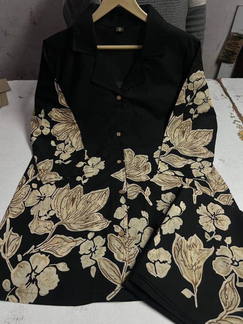  black floral printed crepe flared co-ord set