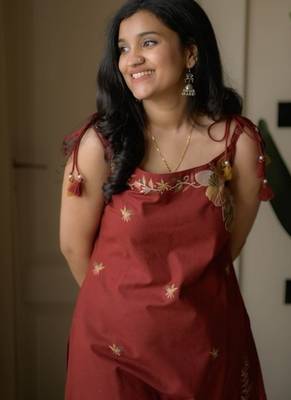  maroon applique embroidered cotton straight kurta set 4