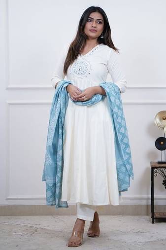  off-white embroidered cotton anarkali suit