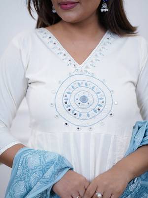  off-white embroidered cotton anarkali suit 4