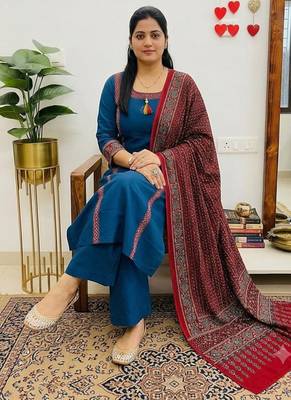  blue embroidered cotton straight suit set 2