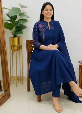  blue embroidered chanderi flared suit set 2