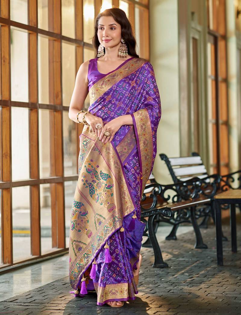 women's purple patola silk blend saree with zari border & blouse piece