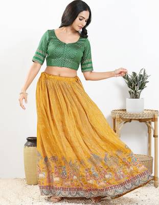 Women's brocade padded front open elbow sleeves saree blouse 5