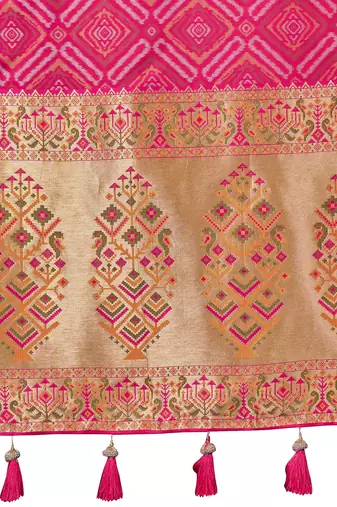 women's baby pink patola silk blend saree with geometric pattern
