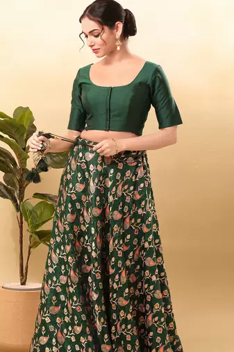Women's taffeta silk padded front open elbow sleeves saree blouse