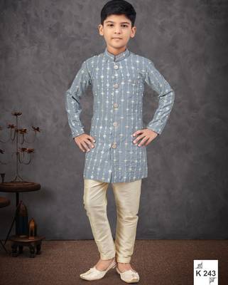 Grey colour indo-western set with embroidery, digital print & fancy buttons 1