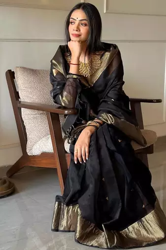 banarasi silk blend blend black color woven saree with blouse
