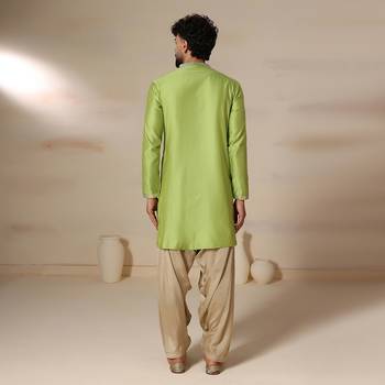 Gota embellished pure cotton silk mens green kurta set 2