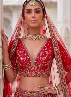 Red silk blend embroidered royal bridal wedding lehenga choli set 2