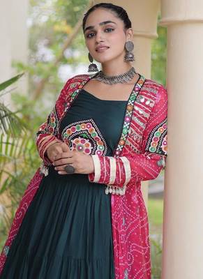 D Green Rayon Readymade Navratri Lehenga Choli with Kutchi Patchwork 2
