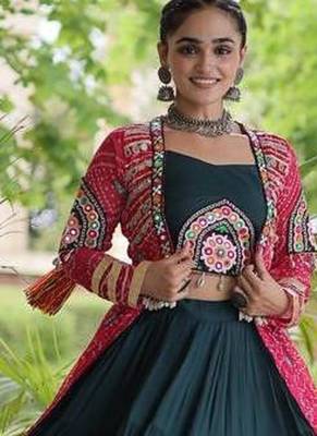 D Green Rayon Readymade Navratri Lehenga Choli with Kutchi Patchwork 3