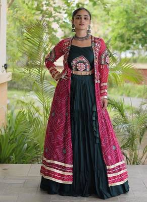 D Green Rayon Readymade Navratri Lehenga Choli with Kutchi Patchwork 4