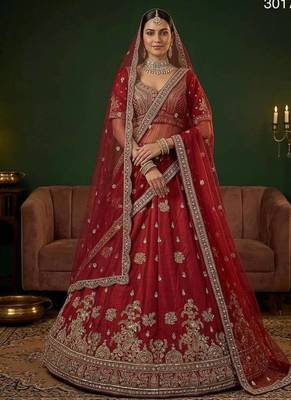 Red silk blend embroidered lehenga choli 1