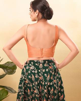 Women's brocade padded back open sleeveless saree blouse 2