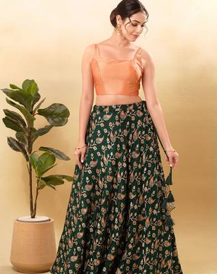 Women's brocade padded back open sleeveless saree blouse 4