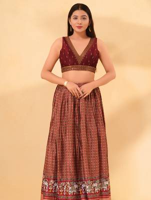 Women's mulbury silk padded back open sleeveless saree blouse 4
