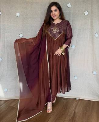 Brown chanderi embroidered kurta set 2