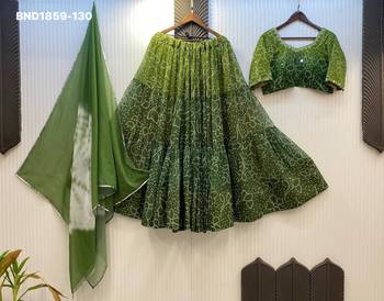 Navratri Green Mirror Work Lehenga Choli in Georgette 3