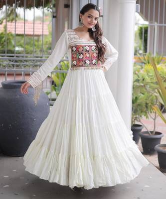 White rayon embroidered flared gown set 3