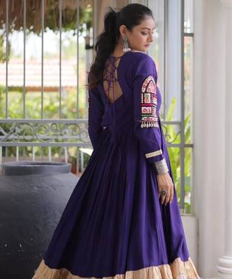 Purple rayon embroidered flared gown set 3