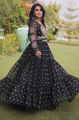 Black faux georgette printed flared gown set