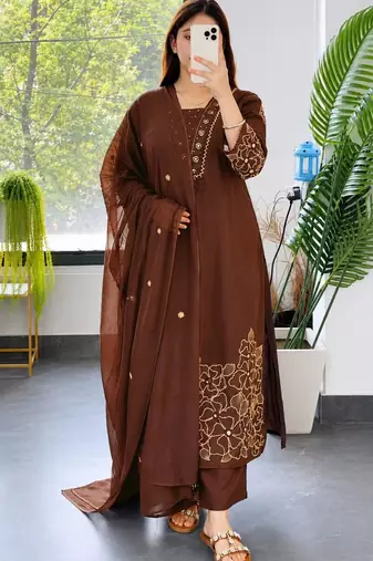Brown silk blend embroidered kurta set