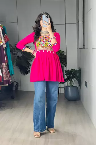 Rani-pink cotton poly embroidered kurta