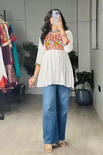 White cotton poly embroidered kurta